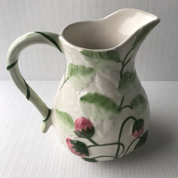 Vintage Pitcher With Embossed Strawberries, Leaves And Vines Portugal - Picture 2 of 10